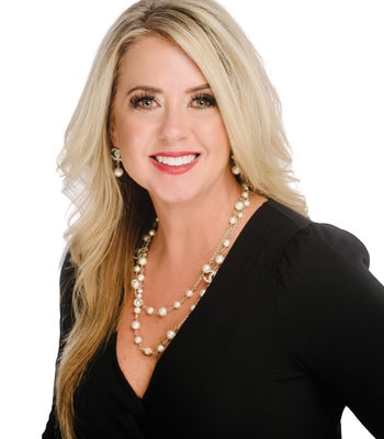 Portrait of Becky McConnell, REALTOR®.